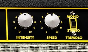 Tremolo harmónico com seletor mono/stereo
