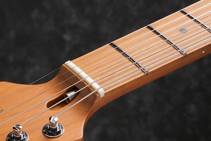 Oil-impregnated Bone nut /Stainless Steel Frets
