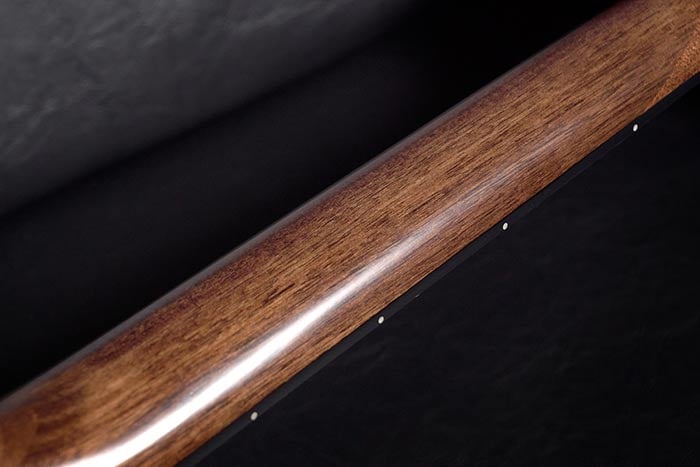 Braço Oval Grip Thermo Aged™ Nyatoh