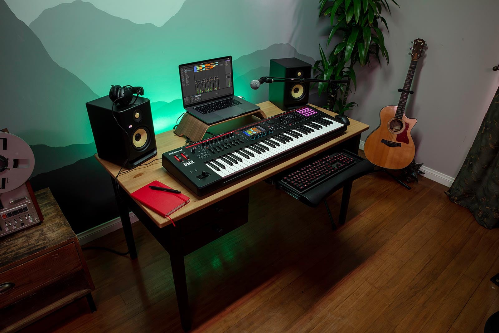 Play and produce with Roland’s best