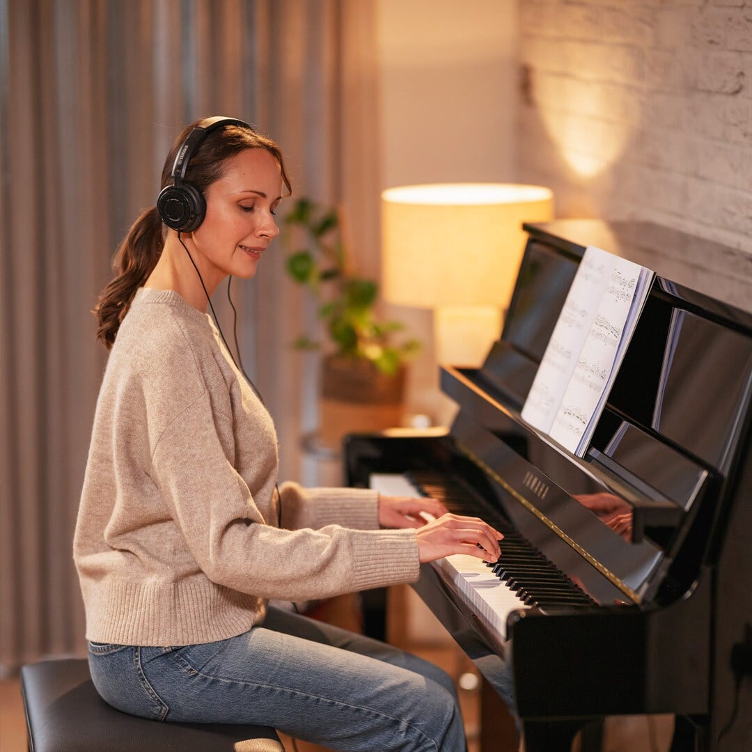 PERFECTLY IN TUNE WITH YOUR LIFESTYLE. PLAY YOUR WAY, ANYTIME.