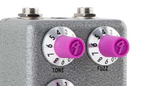 Custom Color “F” Logo Knobs