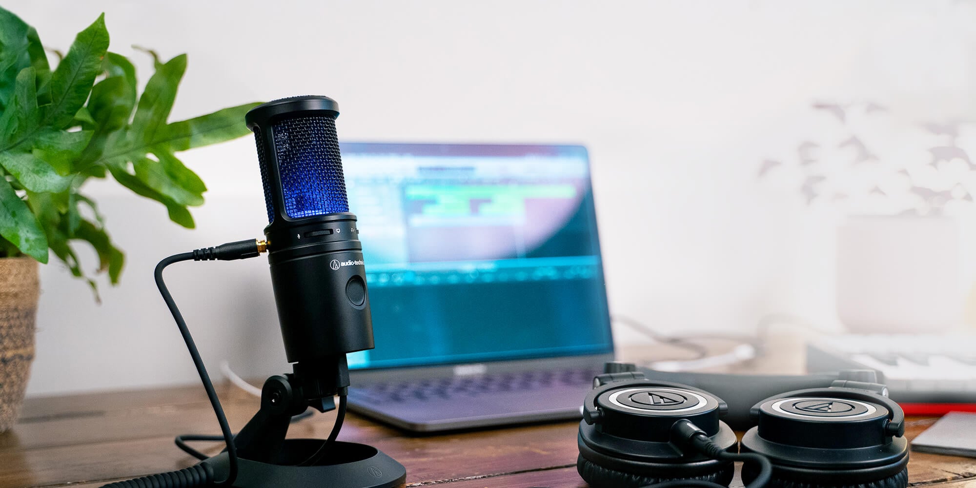24-bit/96 kHz Sampling Rate