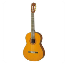 Yamaha C70 4/4 Classical Guitar Natural