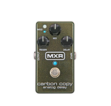 MXR M169 Carbon Copy Analog Delay Guitar Pedalboard