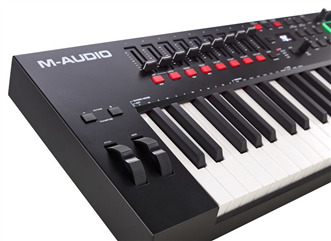 Teclado controlador MIDI M-AUDIO Oxygen pro 61 Black | Ludimusic