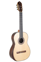 Manuel Rodriguez FS Magistral 4/4 Classical Guitar