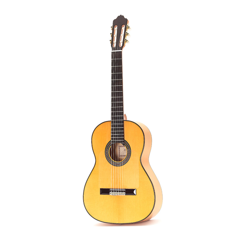 Esteve 5F 4/4 Classical Guitar