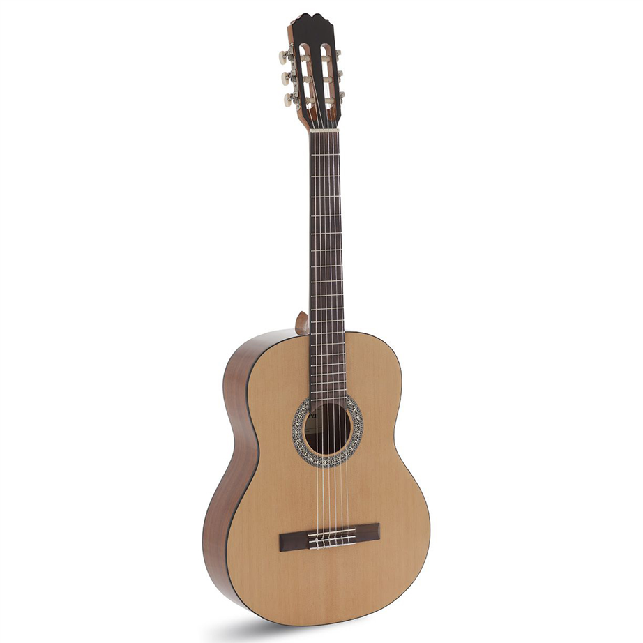Admira Alba 4/4 Classical Guitar