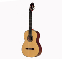 Esteve 12 4/4 Classical Guitar